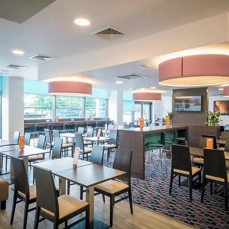 Express - Centre Square By Ihg Hotel 3*