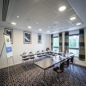 Express - Centre Square By Ihg Hotel 3*