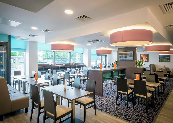 Express - Centre Square By Ihg Hotel 3*