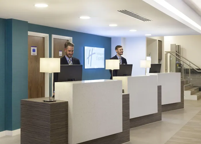 Express - Centre Square By Ihg Hotel 3*