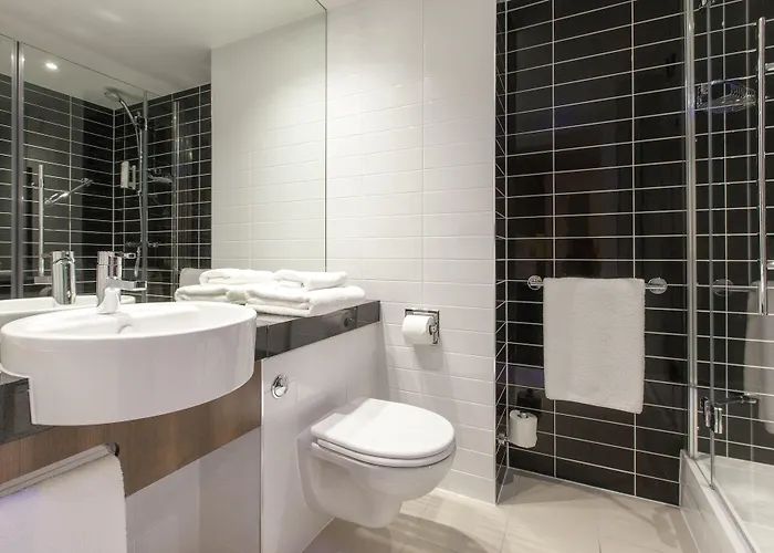 Hotel Express - Centre Square By Ihg 3*