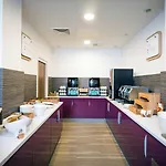 Express - Centre Square By Ihg Hotel 3*