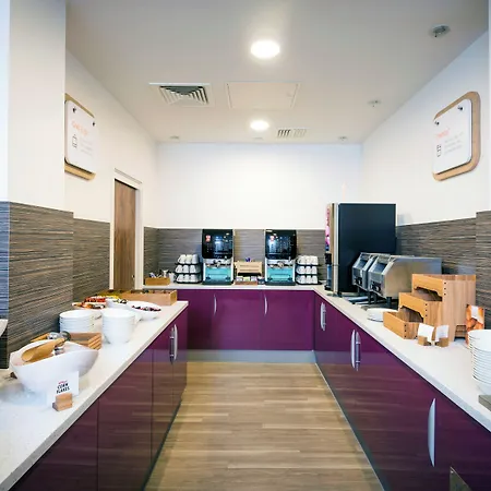 Express - Centre Square By Ihg Hotel 3*