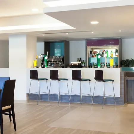 Express - Centre Square By Ihg 3*