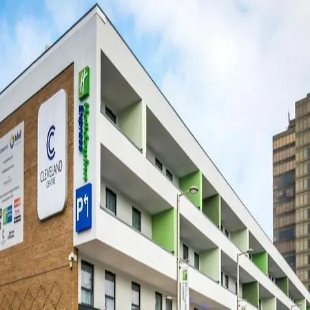 Express - Centre Square By Ihg Hotel 3*