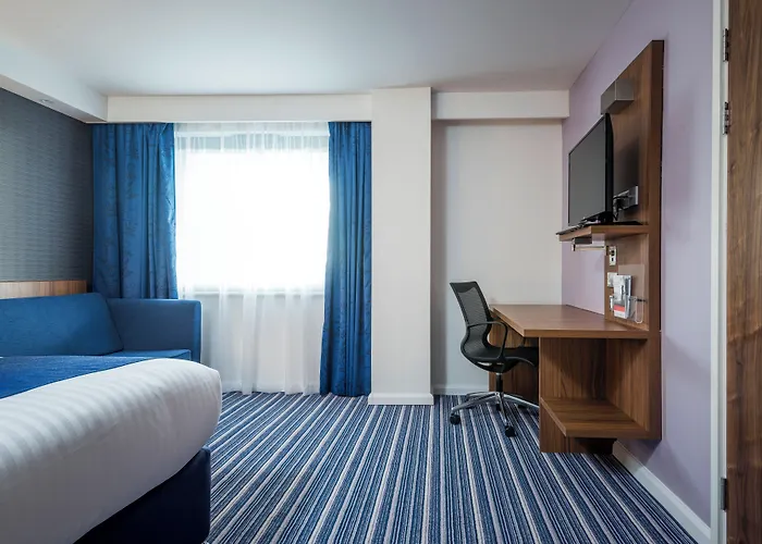 Express - Centre Square By Ihg Hotel 3*