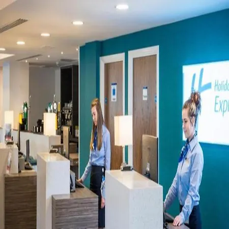 Express - Centre Square By Ihg 미들즈브러